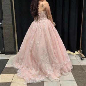 Pink prom dress!! Very beautiful and poofy